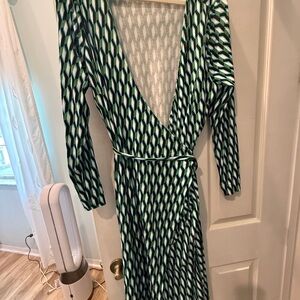 DVF x Target Women's Long Sleeve Midi Arrow Geo Green Wrap Dress  XXL